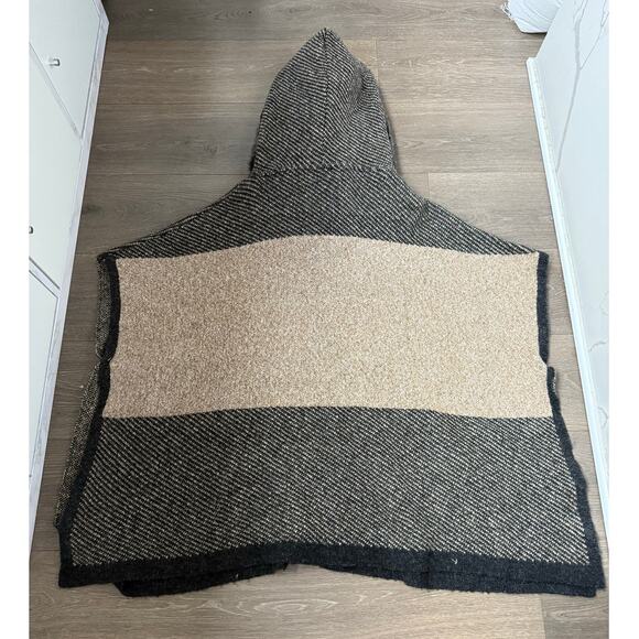 Zara Rare Tan Grey Oversized Cape Poncho Coat Fur Hood Bloggers Size Small - Picture 9 of 12